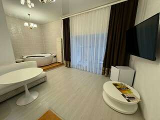 Гостиница Лагуна Тюмень Делюкс-1