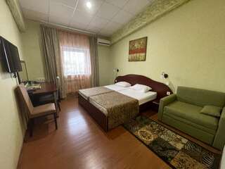 Гостиница Спа Отель Лагуна Тюмень Двухместный номер с 1 кроватью или 2 отдельными кроватями-1